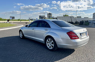 Седан Mercedes-Benz S-Class 2006 в Киеве