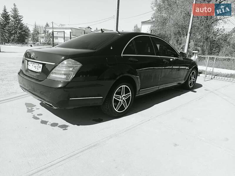 Седан Mercedes-Benz S-Class 2011 в Ивано-Франковске