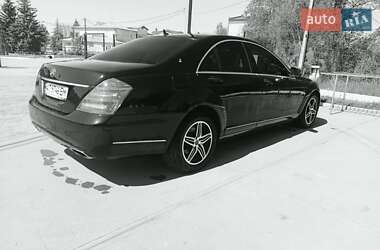 Седан Mercedes-Benz S-Class 2011 в 