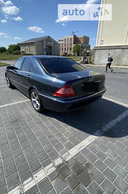 Седан Mercedes-Benz S-Class 1999 в Львове