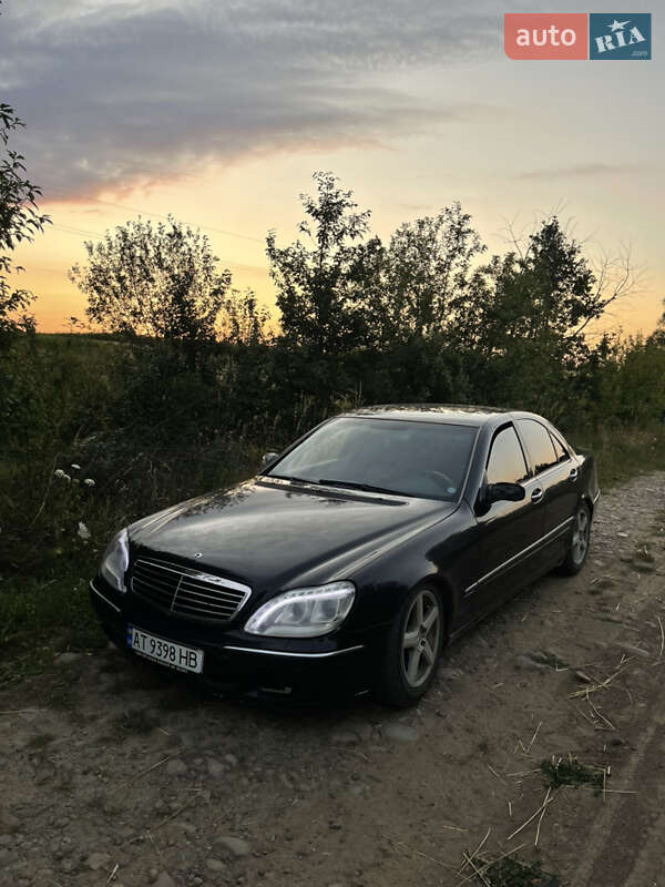 Mercedes-Benz S-Class 2001