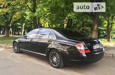 Седан Mercedes-Benz S-Class 2005 в Червонограде