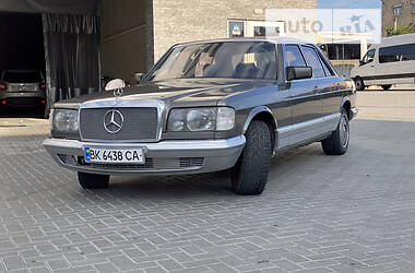 Седан Mercedes-Benz S-Class 1982 в 