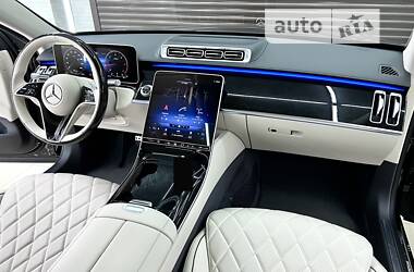 Седан Mercedes-Benz S-Class 2022 в 