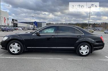 Седан Mercedes-Benz S-Class 2010 в 