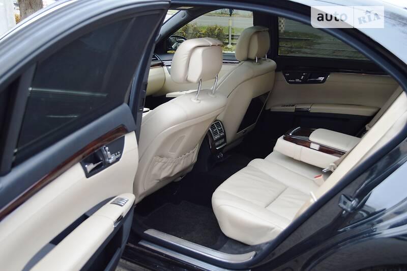 Седан Mercedes-Benz S-Class 2006 в Одесі