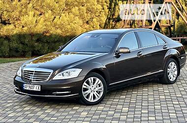 Седан Mercedes-Benz S-Class 2012 в Днепре