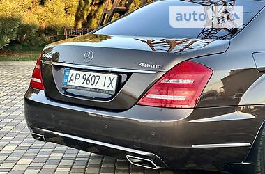 Седан Mercedes-Benz S-Class 2012 в Днепре