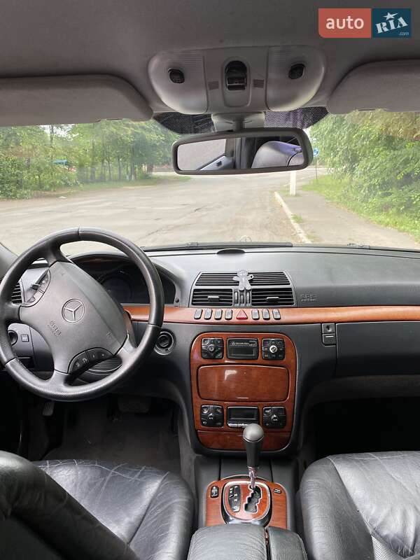 Седан Mercedes-Benz S-Class 2000 в Смеле