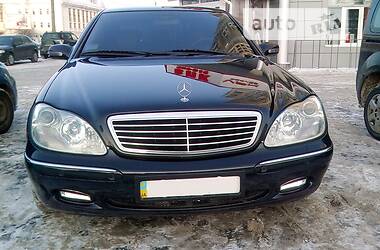 Седан Mercedes-Benz S-Class 2000 в Чернигове