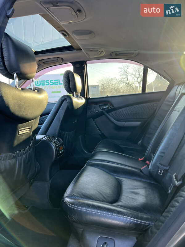 Седан Mercedes-Benz S-Class 2000 в Рени