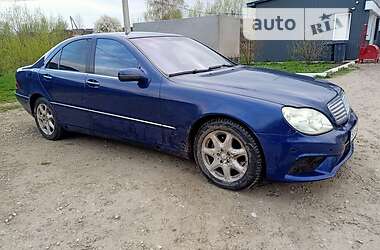 Седан Mercedes-Benz S-Class 2000 в 