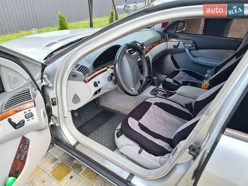 Седан Mercedes-Benz S-Class 2001 в Иршаве