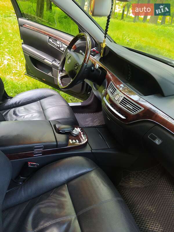 Седан Mercedes-Benz S-Class 2007 в Черновцах