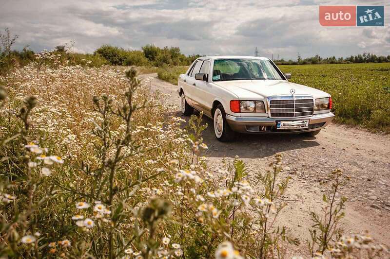 Седан Mercedes-Benz S-Class 1983 в Ивано-Франковске