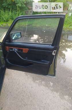 Седан Mercedes-Benz S-Class 1980 в 
