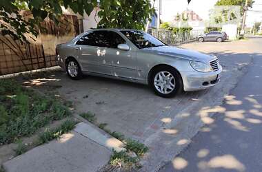 Седан Mercedes-Benz S-Class 2002 в Одессе