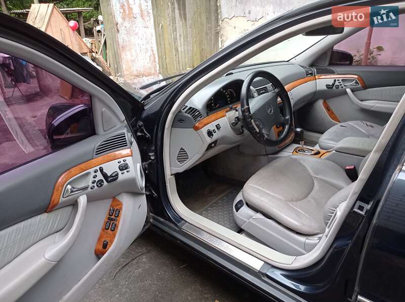 Седан Mercedes-Benz S-Class 2002 в Звягеле