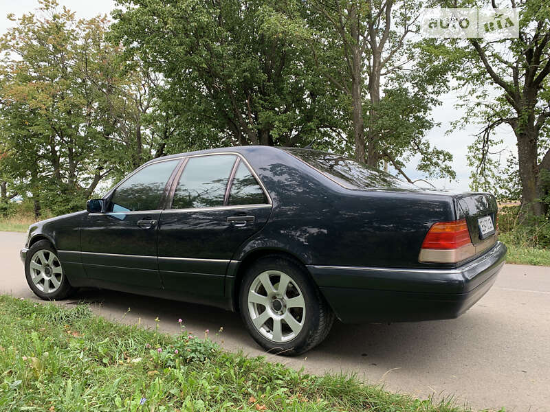 Седан Mercedes-Benz S-Class 1996 в Чернівцях