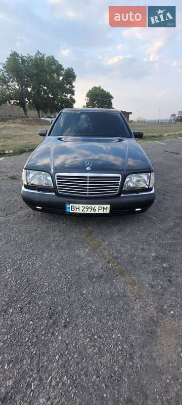 Mercedes-Benz S-Class 1995