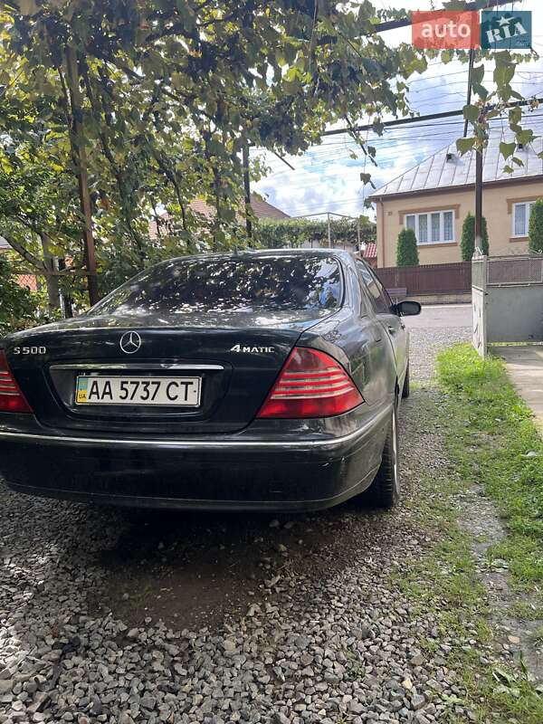 Седан Mercedes-Benz S-Class 2003 в Іршаві