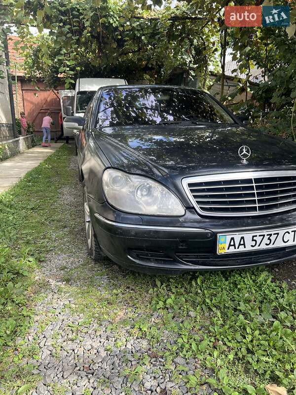 Седан Mercedes-Benz S-Class 2003 в Іршаві