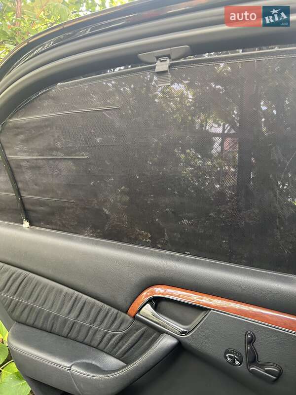 Седан Mercedes-Benz S-Class 2003 в Іршаві