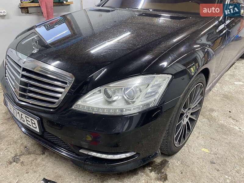 Седан Mercedes-Benz S-Class 2010 в Киеве