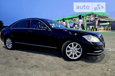 Седан Mercedes-Benz S-Class 2011 в Стрые