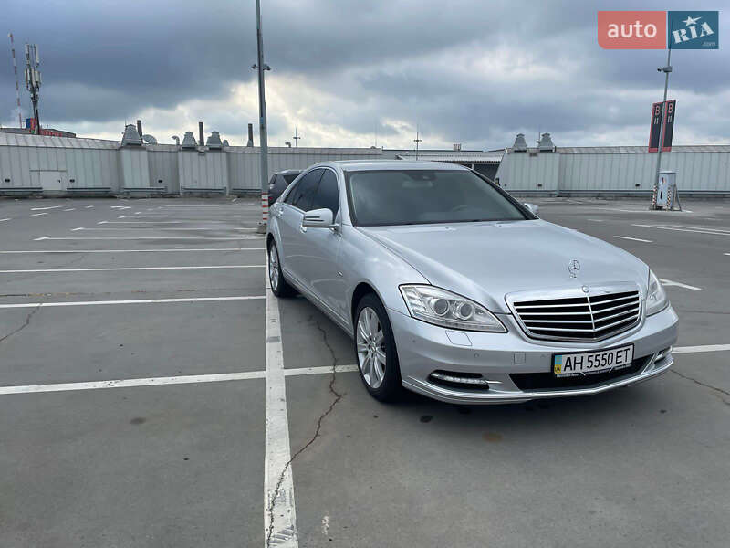 Седан Mercedes-Benz S-Class 2010 в Киеве фото 3 Седан Mercedes-Benz S-Class 2010 в Киеве