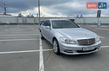 Седан Mercedes-Benz S-Class 2010 в Киеве