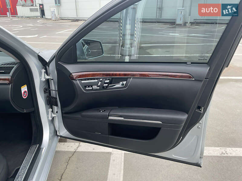 Седан Mercedes-Benz S-Class 2010 в Киеве фото 15 Седан Mercedes-Benz S-Class 2010 в Киеве