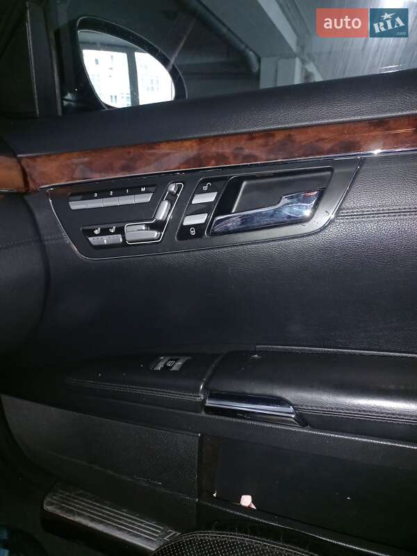 Седан Mercedes-Benz S-Class 2008 в Чернівцях фото 6 Седан Mercedes-Benz S-Class 2008 в Чернівцях