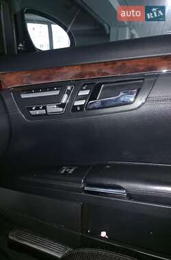 Седан Mercedes-Benz S-Class 2008 в 