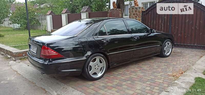 Mercedes-Benz S-Class 2000