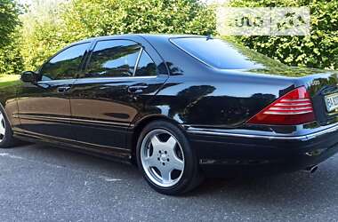 Седан Mercedes-Benz S-Class 2000 в Олександрії