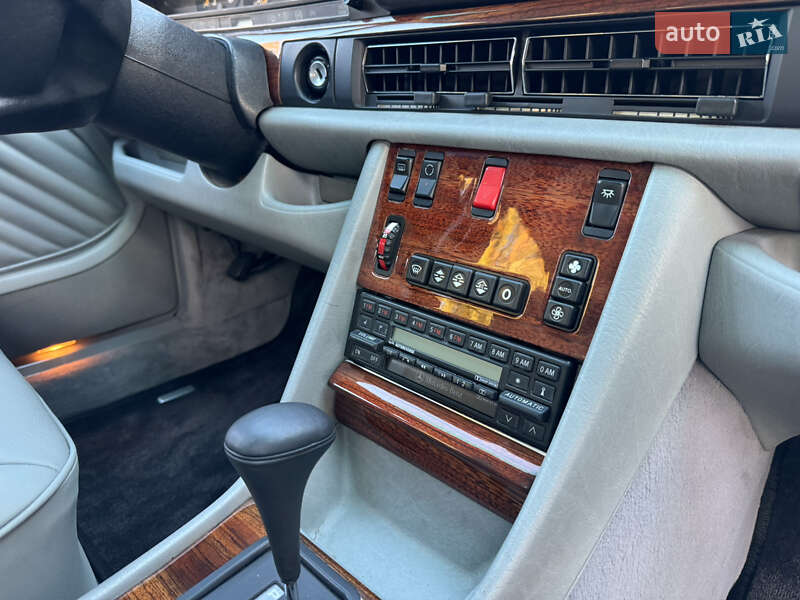 Седан Mercedes-Benz S-Class 1991 в Житомире