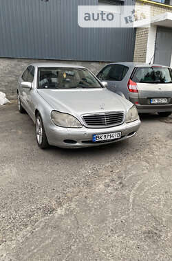 Седан Mercedes-Benz S-Class 2000 в Рівному