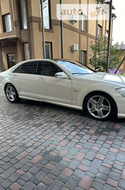 Седан Mercedes-Benz S-Class 2012 в Хмельницком