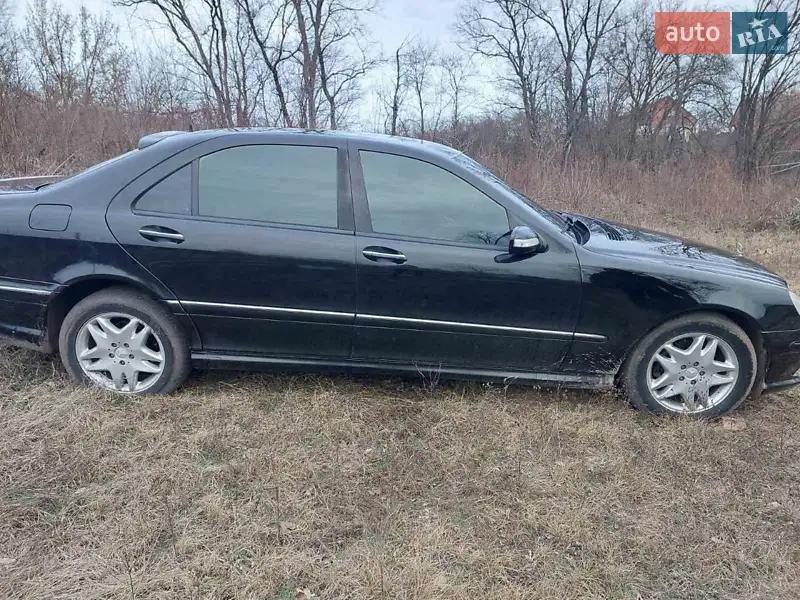 Mercedes-Benz S-Class