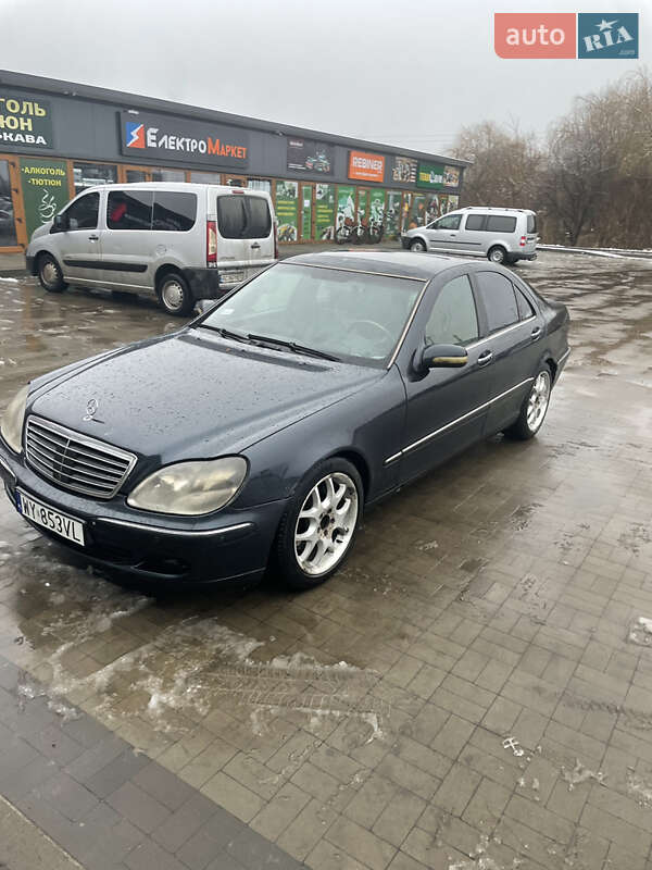 Седан Mercedes-Benz S-Class 2000 в Новомосковске