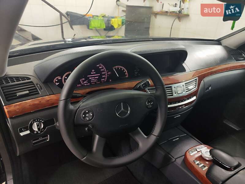 Седан Mercedes-Benz S-Class 2007 в Івано-Франківську