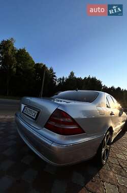 Седан Mercedes-Benz S-Class 2001 в Городне