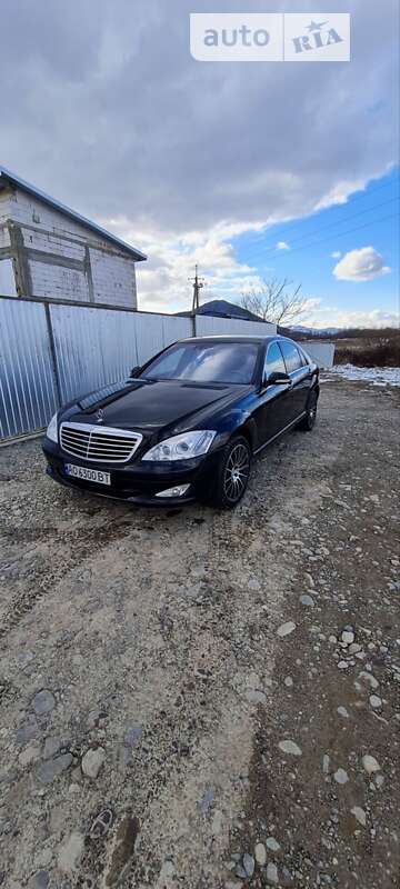 Седан Mercedes-Benz S-Class 2008 в Ужгороде