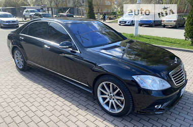 Седан Mercedes-Benz S-Class 2007 в Ужгороде