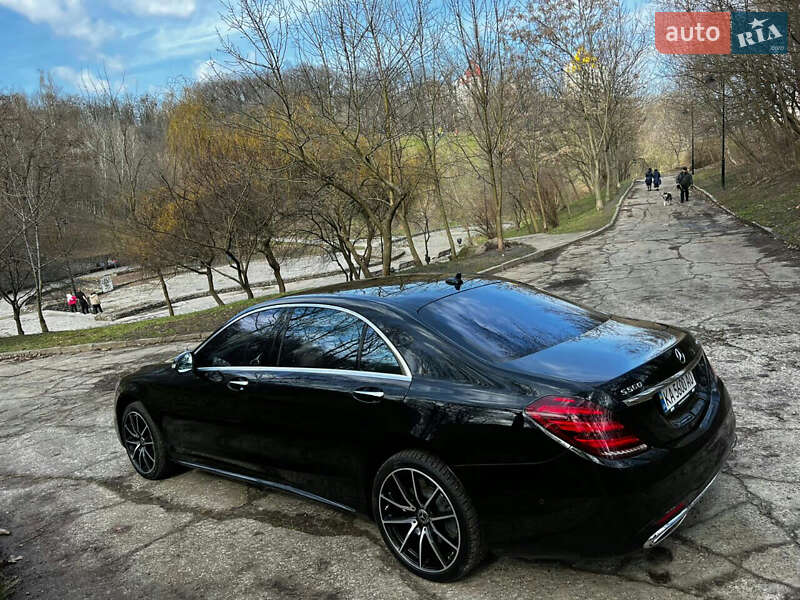Седан Mercedes-Benz S-Class 2019 в Києві