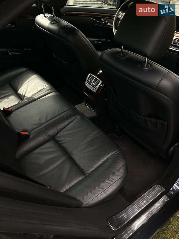 Седан Mercedes-Benz S-Class 2005 в Любомле