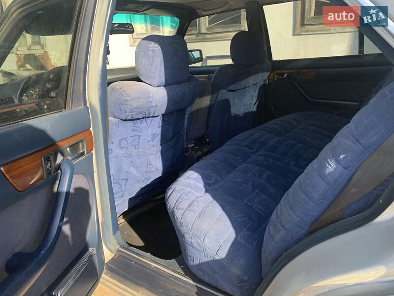 Седан Mercedes-Benz S-Class 1989 в Косові