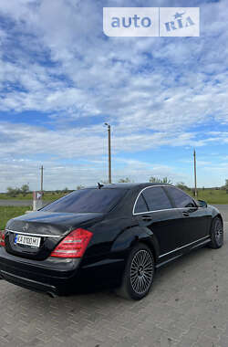 Седан Mercedes-Benz S-Class 2007 в Болграді