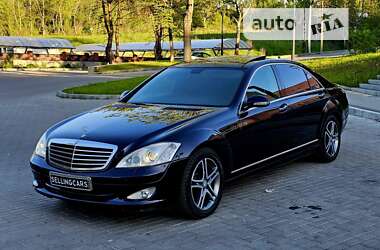 Седан Mercedes-Benz S-Class 2007 в Ровно